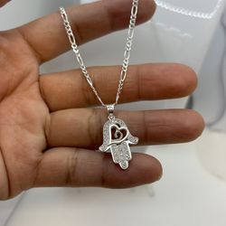 925 Sterling Silver Chain And Pendant 20”