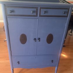 6-Drawer Upright Dresser - Unique Piece.