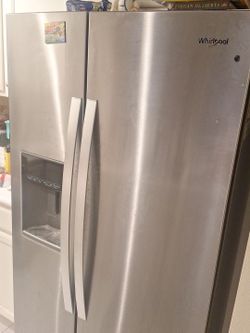 Whirlpool stainless steel fridge freezer