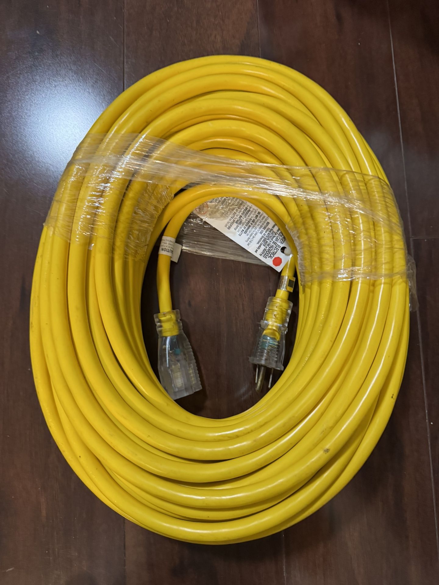 Southwire 100ft Extension Cord 