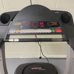 Pro Form 525x Treadmill Crosswalk