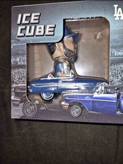 Dodgers Ice Cube bobblehead trade for Star Wars Grogu Bobble