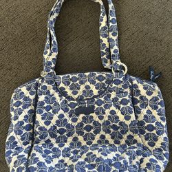  Vera Bradley Floral Purse