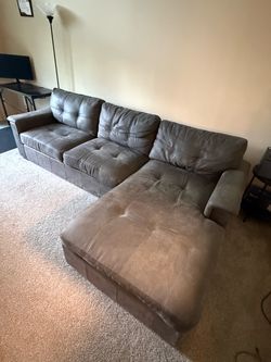 Sectional couch