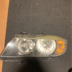 2009 BMW E90 Right Headlight Halogen