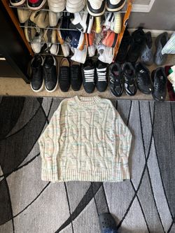 2000 knit sweater