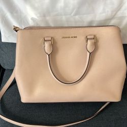 Baby Pink Michael Kors Purse 