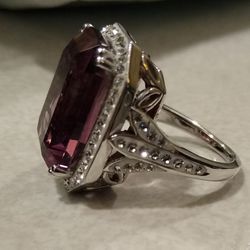 Stunning New Sterling Silver Swarovski Crystal Ring!!! 💍