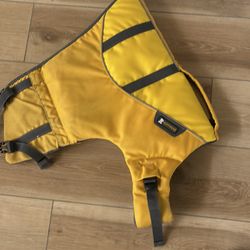 Ruffwear dog life jacket