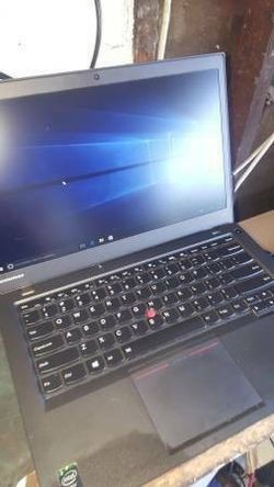 Lenovo t440s-i7(4600u cpu)2.69ghz,8gigs, 500hd,webcam,bluetooth,1080p - Windows 10-office