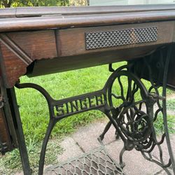 Antique Singer Sewing Machine 