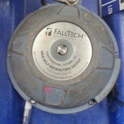 FallTech Self-Retracting Lifeline (SRL) – 20' Web SRL