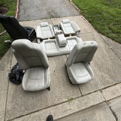 G37/G35 Sedan Front & Rear Seats