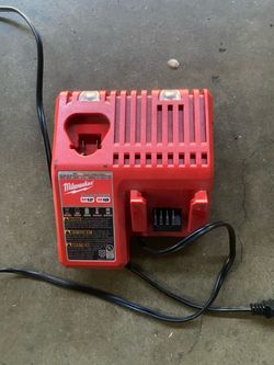 milwaukee m18 m12 charger $30