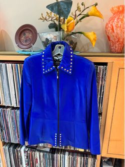 PRICE DROP: ST. JOHN by MARIE GRAY,  COBALT BLUE LAMBSKIN LEATHER w/GOLD STUDS,S