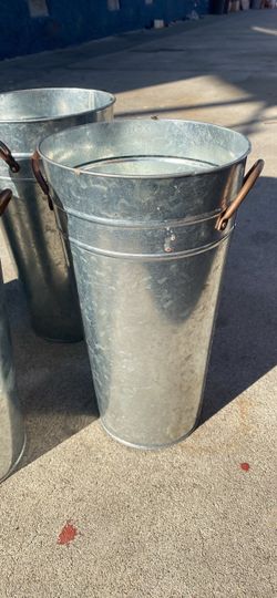Flower Bucket Metal Decorative Floral Buckets for Flowers