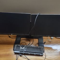 Dual Monitor With Stand And Gaming Keyboard