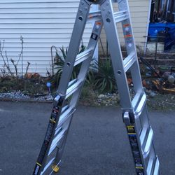22ft Aluminum Multi-position Gorilla Ladder 