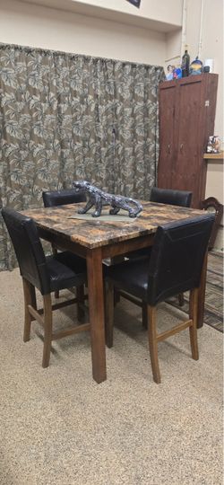 Counter Height Dining Table Set with 4 Chairs