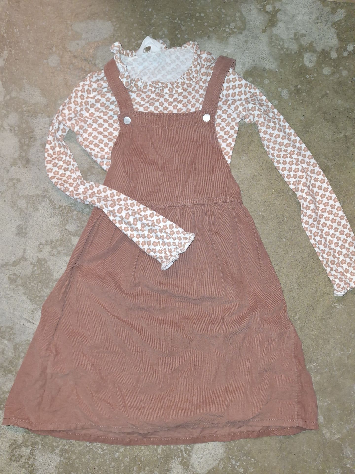 Overall dress