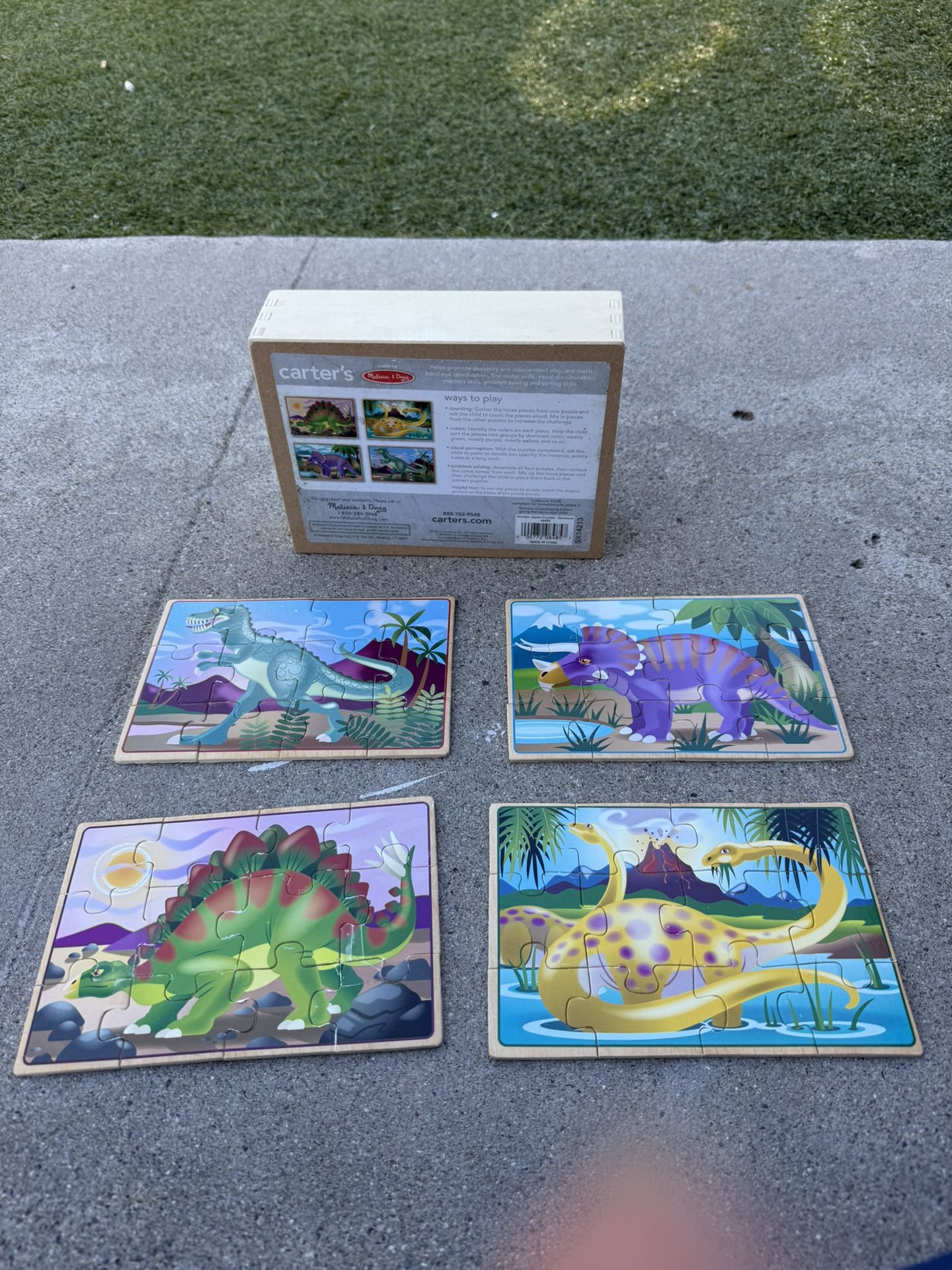 Dinosaur Puzzles, Melissa and Doug Brand, Wood
