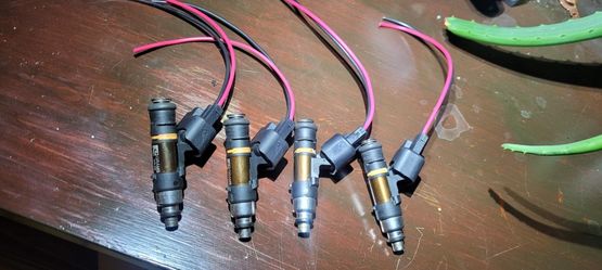 Grams 550cc Injectors With Pigtails  Honda 