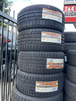 VENDO SET DE LLANTAS 235/45ZR17 ARROYO CON 50,000 MIL MILLAS DE GARANTÍA 