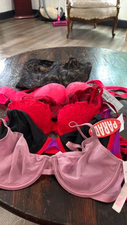 Bundle de bras 34B y 34A nuevos y se mi nuevos $$20