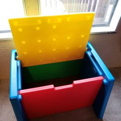 Kid Desk With Storage