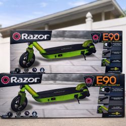 Razor Black Label E90 Electric Scooter 
