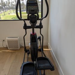 Schwinn 470 Elliptical Trainer