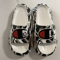 Champion Slides Size 14
