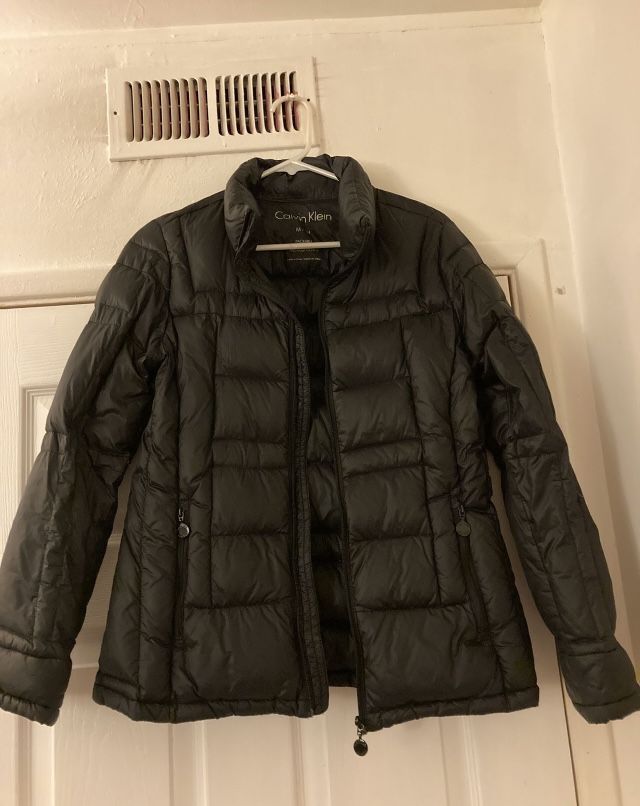 Calvin Klein Puffy Coat 