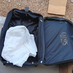 3 Pieces Of Luggage, Not Matching