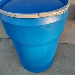 in Peoria Ranch Animal FEED Storage Barrel $50.