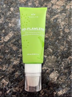 NEW MAELYS SO FLAWLESS BODY PERFECTING CAMO QUEEN FULL SIZE $10!!