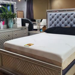 4pc Queen Bedroom..... Financing Options Available