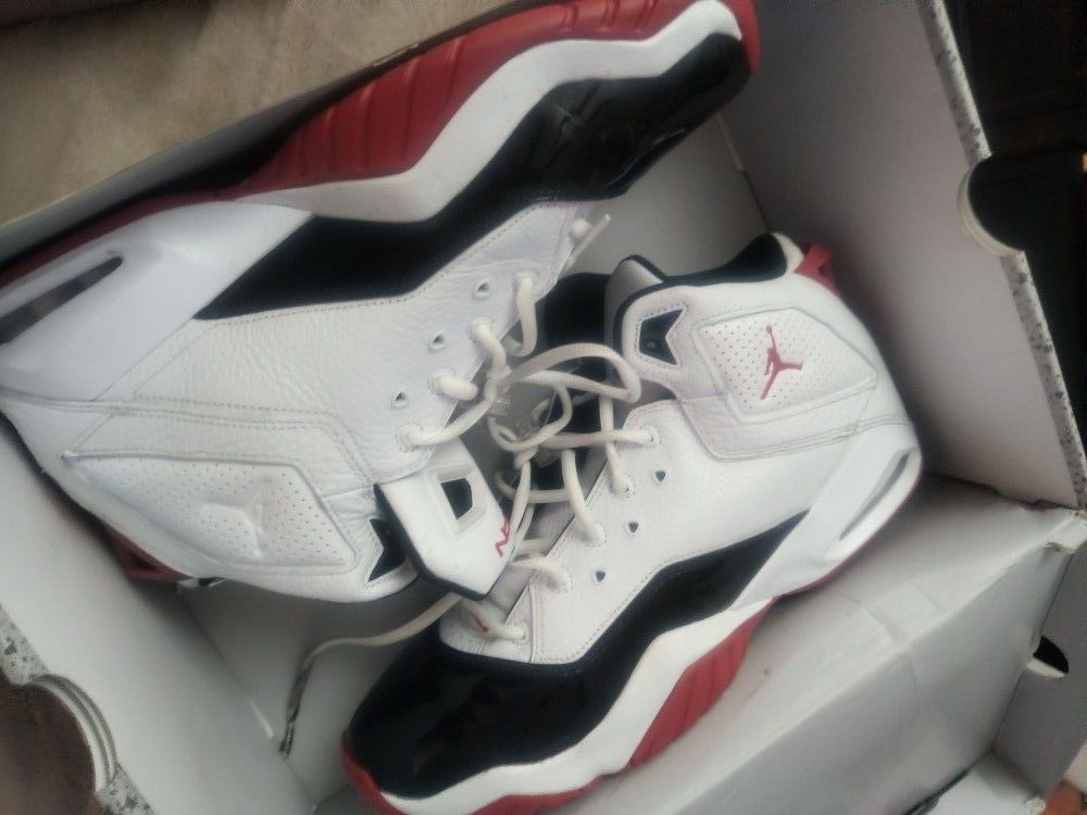 Jordans B Loyal White Varsity Men's 13
