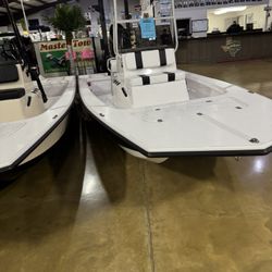 Majek 21 Redfish Line