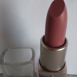 Celavi  Matte 💄 Msuve Red .All Day Stay