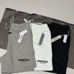 Essentials Shorts