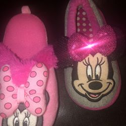 Disney Little Girls Slippers. 