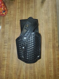 S&W 5900 Leather Holster