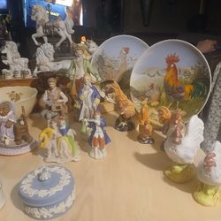 Vintage Collectable Porcelain Figurines, Vintage Nutcrackers,, Tea Sets, Unicorn Collection