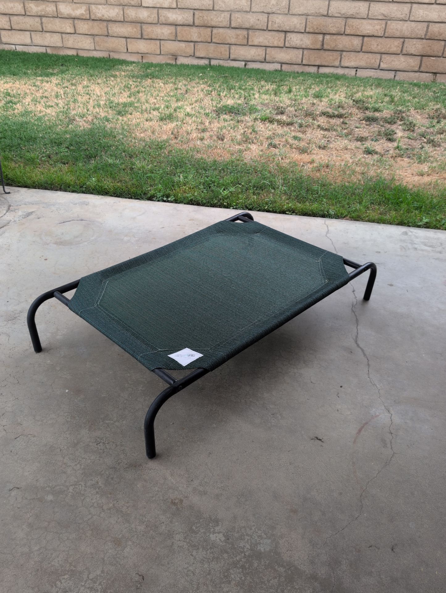 outdoor dog bed
