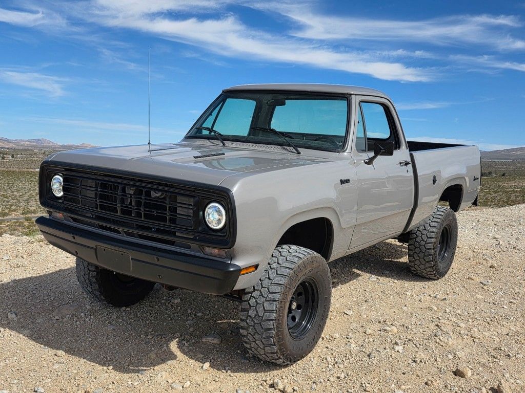 1976 Dodge Power Wagon
