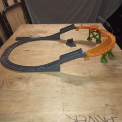 Thomas And Friends Breakaway Bridge Trackmaster Set