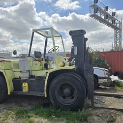 Forklift 