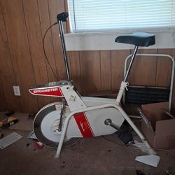 Ergometer exercise bicycle