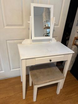 White Wooden Vanity Table with Mirror and Stool